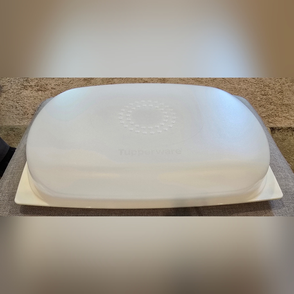 Tupperware Cheesmart Low Rectangle - Picture 2 of 4